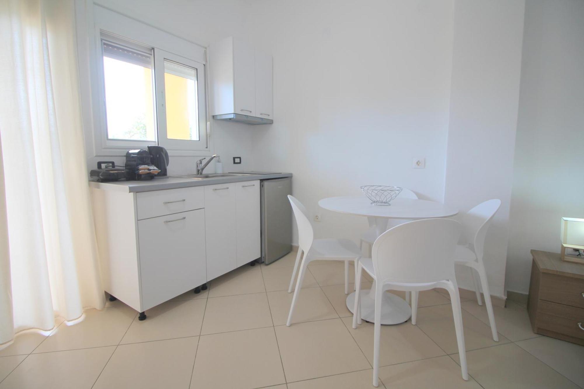 Nefeli'S Apartment Himare Exterior foto